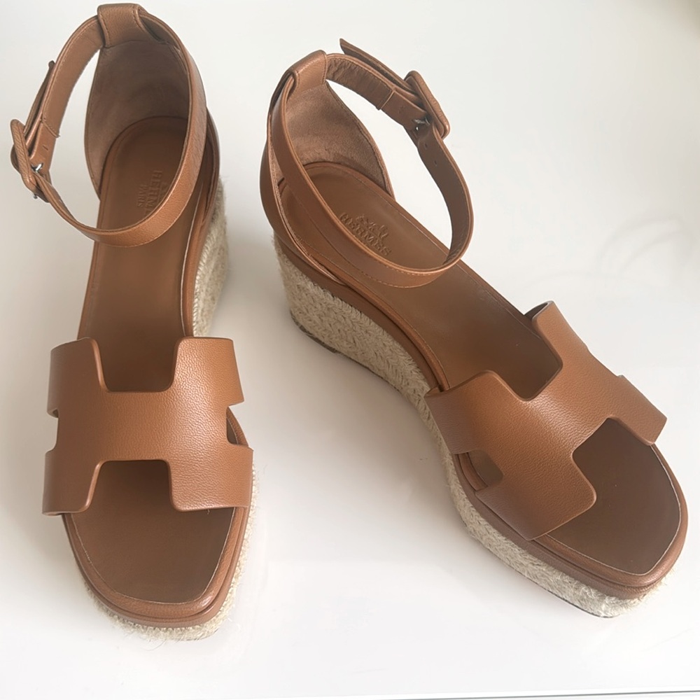 HERMES 💯% Authentic ELDA espadrille